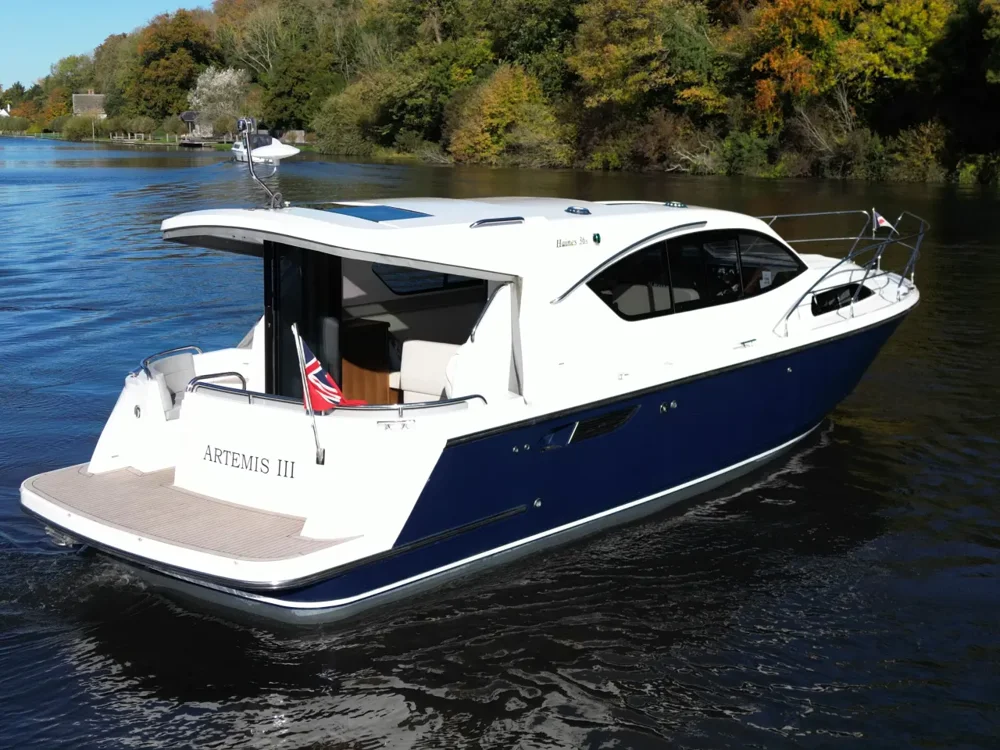 BoatPhoto.alt