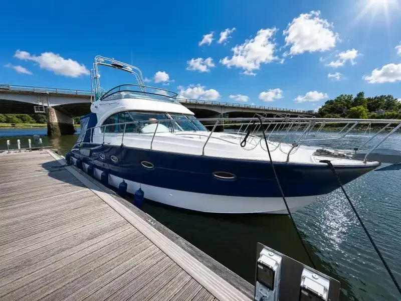 BoatPhoto.coverAlt
