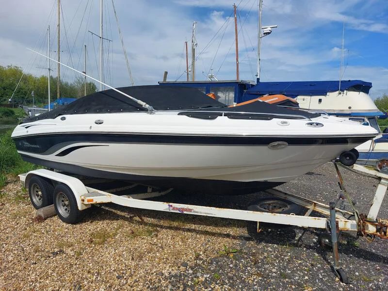 BoatPhoto.coverAlt
