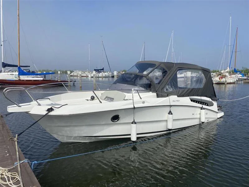 BoatPhoto.coverAlt