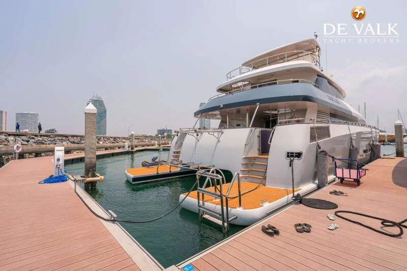 BoatPhoto.alt