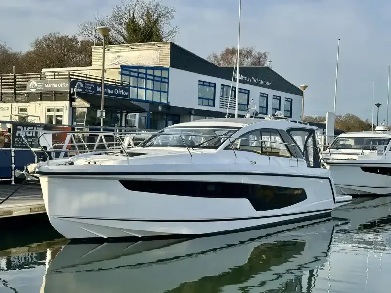 BoatPhoto.coverAlt