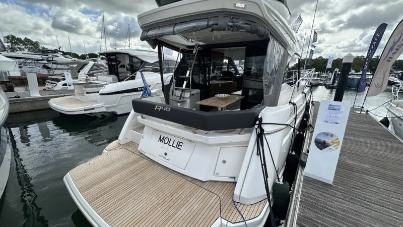 BoatPhoto.alt