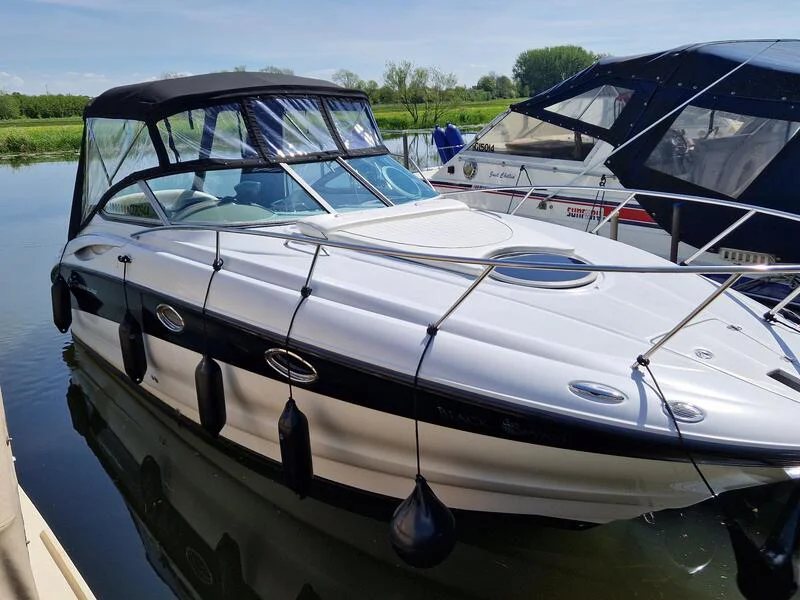BoatPhoto.alt
