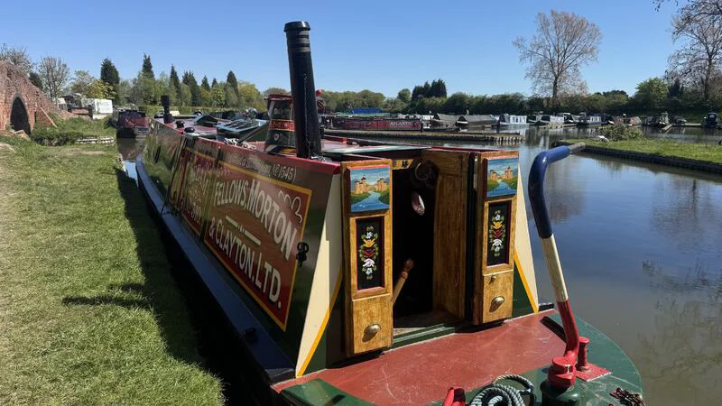 BoatPhoto.alt