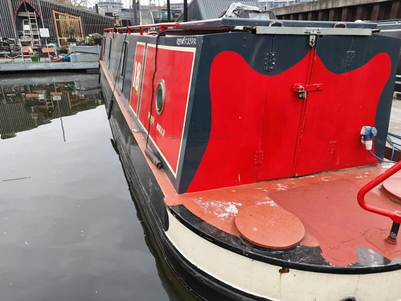 BoatPhoto.alt