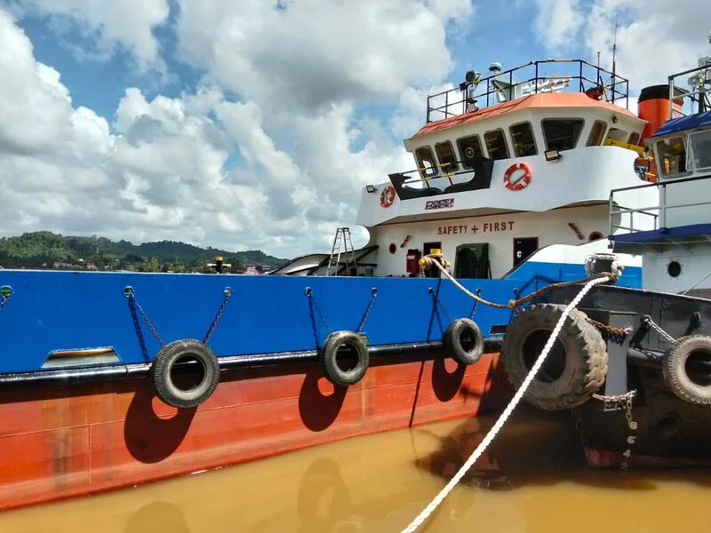 BoatPhoto.coverAlt