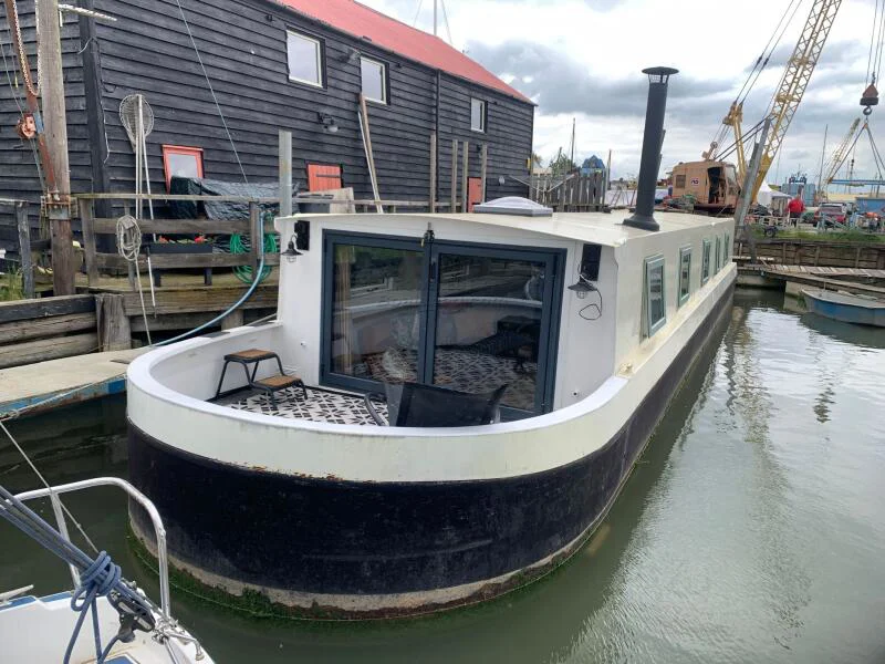 BoatPhoto.alt