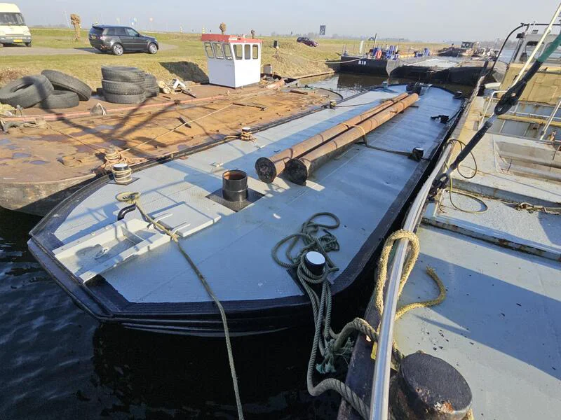 BoatPhoto.alt