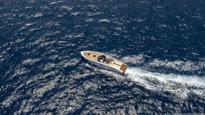 BoatPhoto.alt