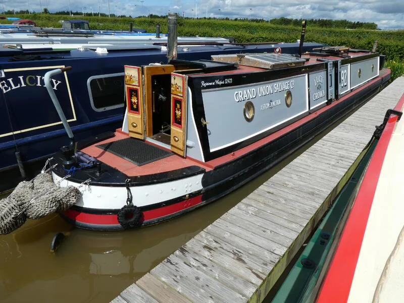 BoatPhoto.coverAlt