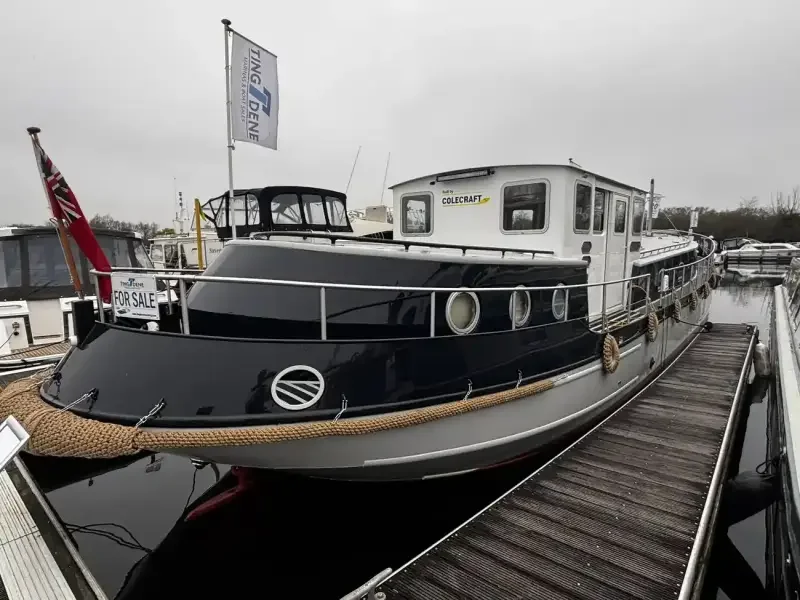 BoatPhoto.alt
