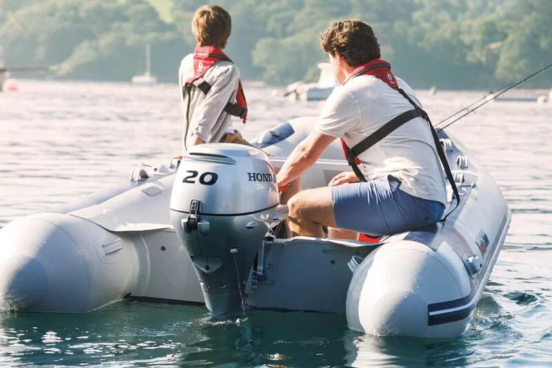 BoatPhoto.coverAlt
