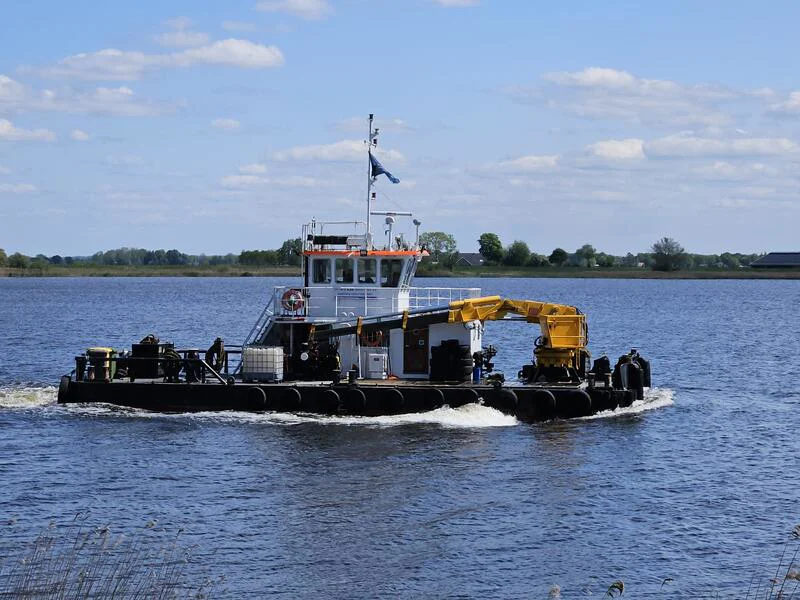BoatPhoto.alt