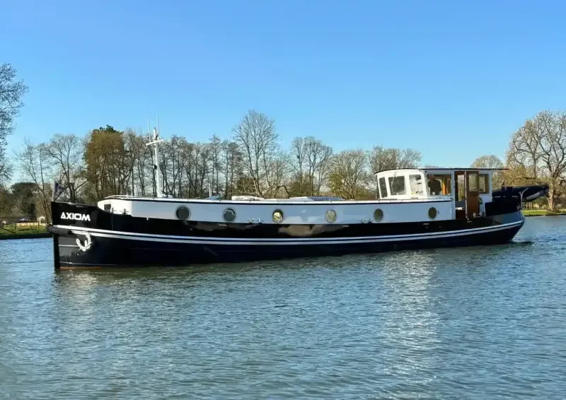 BoatPhoto.alt