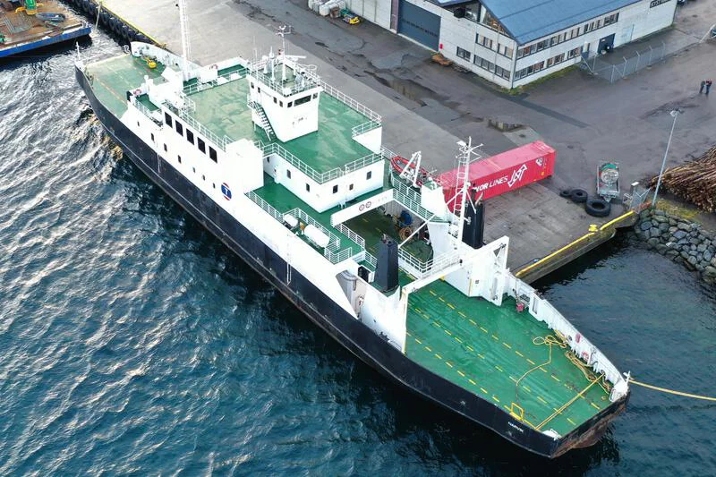 BoatPhoto.alt