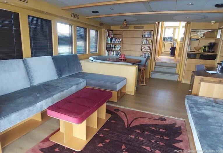 BoatPhoto.alt