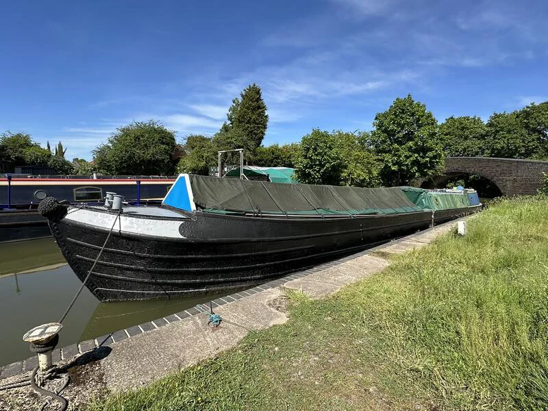 BoatPhoto.coverAlt