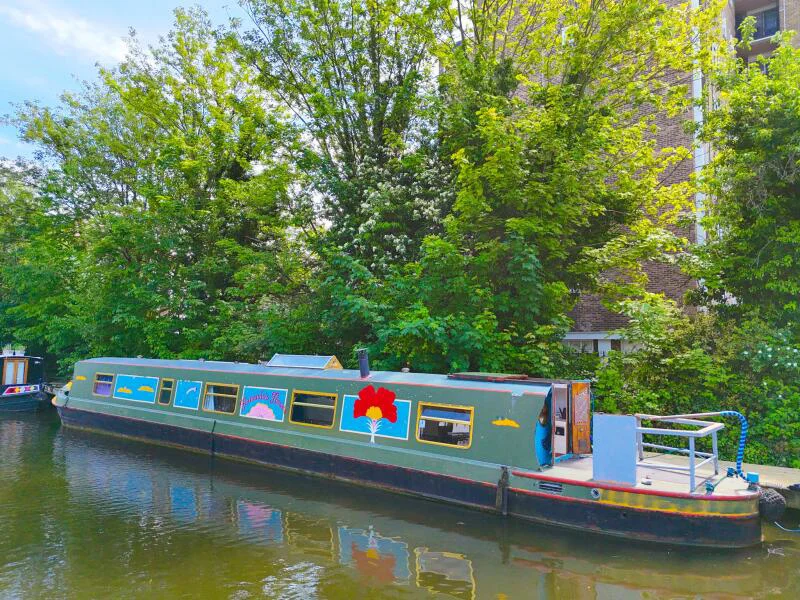 BoatPhoto.alt