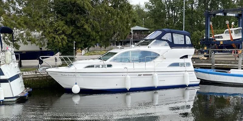 BoatPhoto.coverAlt