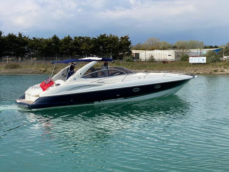 BoatPhoto.coverAlt