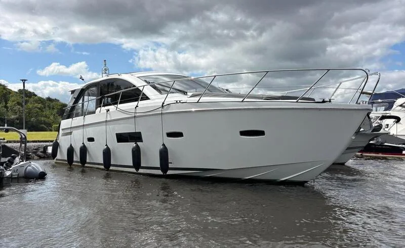 BoatPhoto.coverAlt