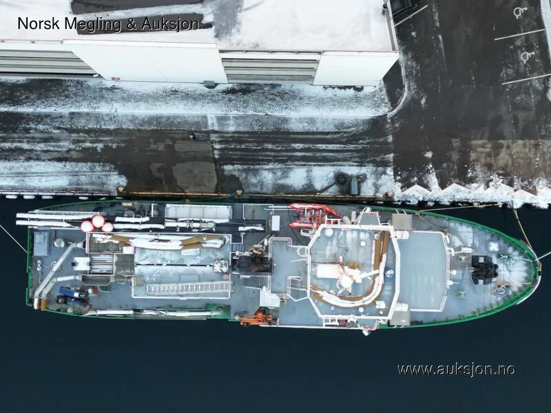 BoatPhoto.alt