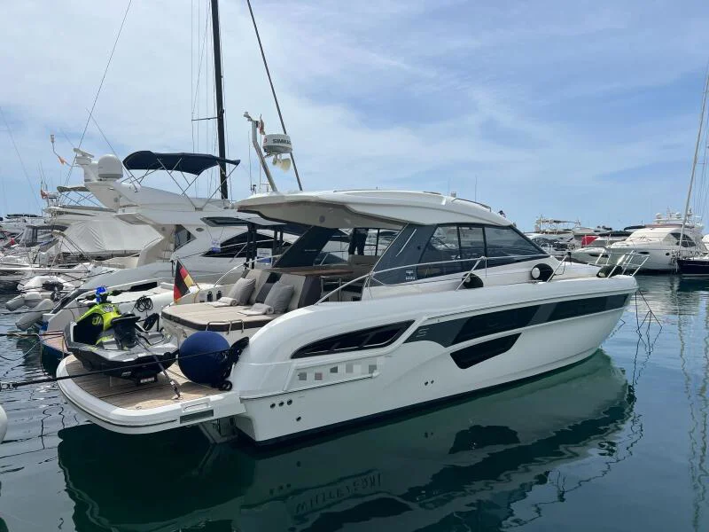 BoatPhoto.coverAlt