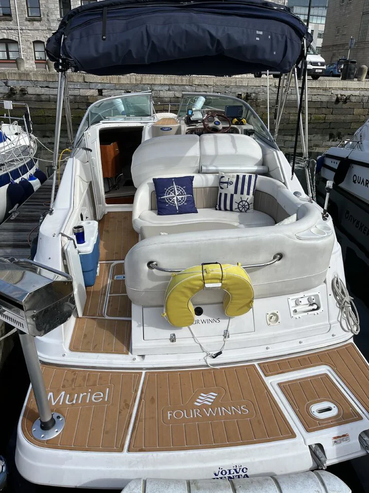 BoatPhoto.alt