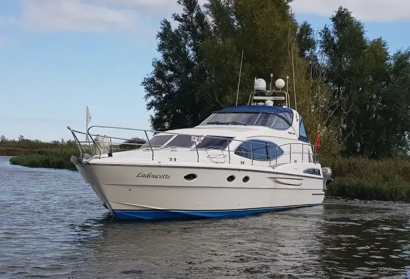 BoatPhoto.alt