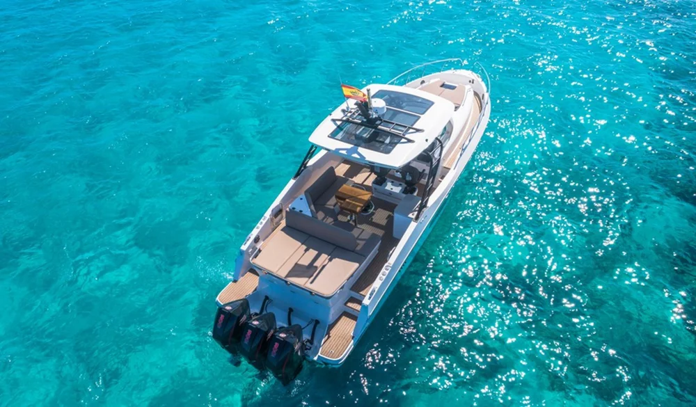 BoatPhoto.alt