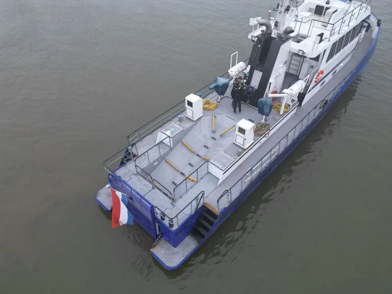 BoatPhoto.alt