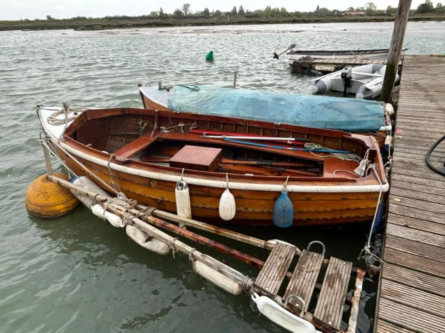 BoatPhoto.alt
