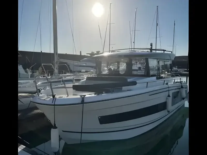 BoatPhoto.coverAlt