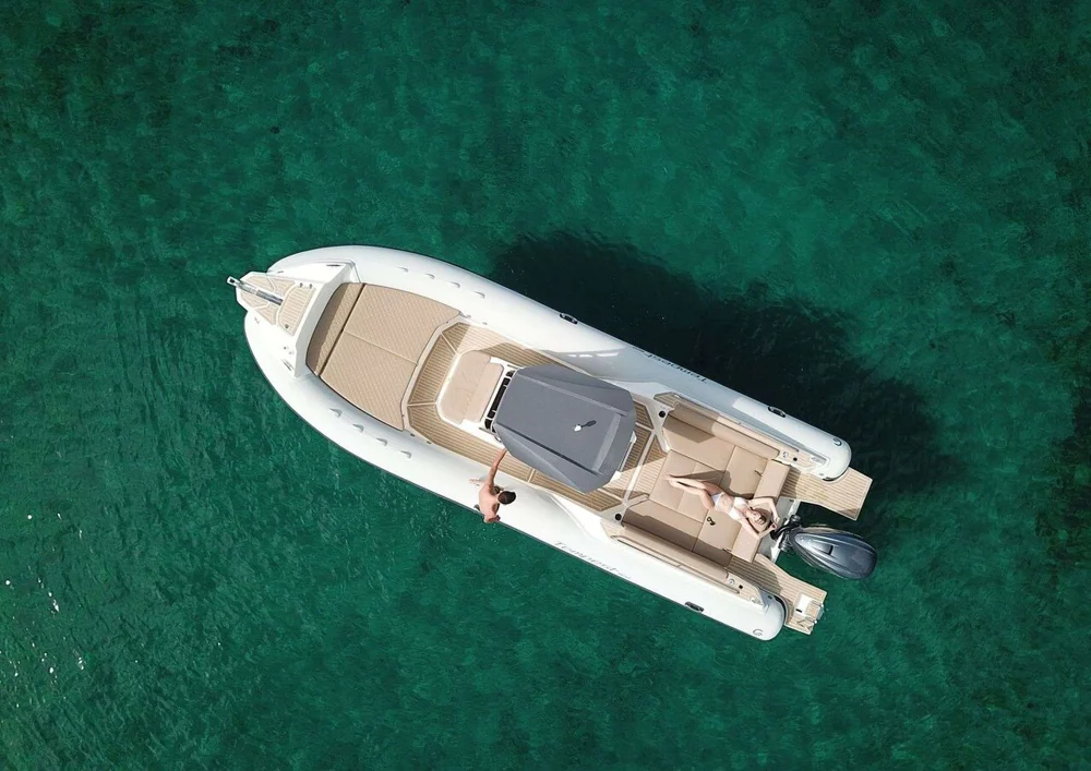 BoatPhoto.alt