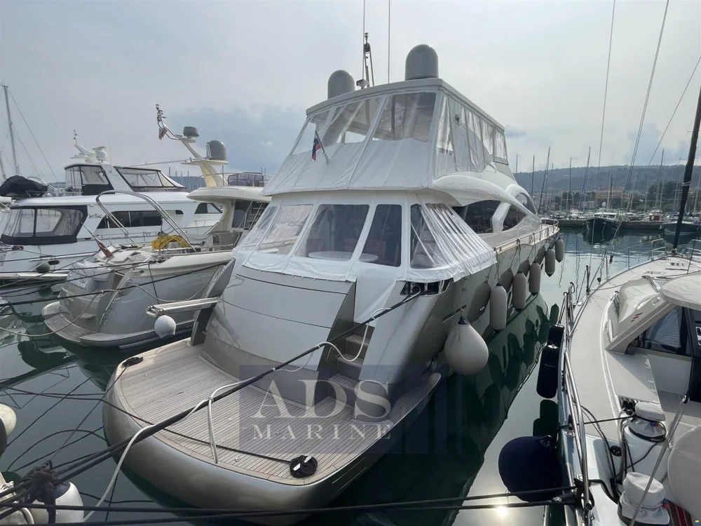 BoatPhoto.alt