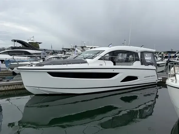 BoatPhoto.coverAlt
