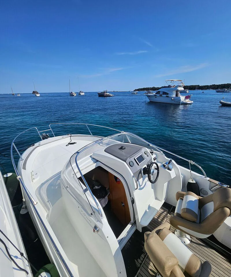 BoatPhoto.alt