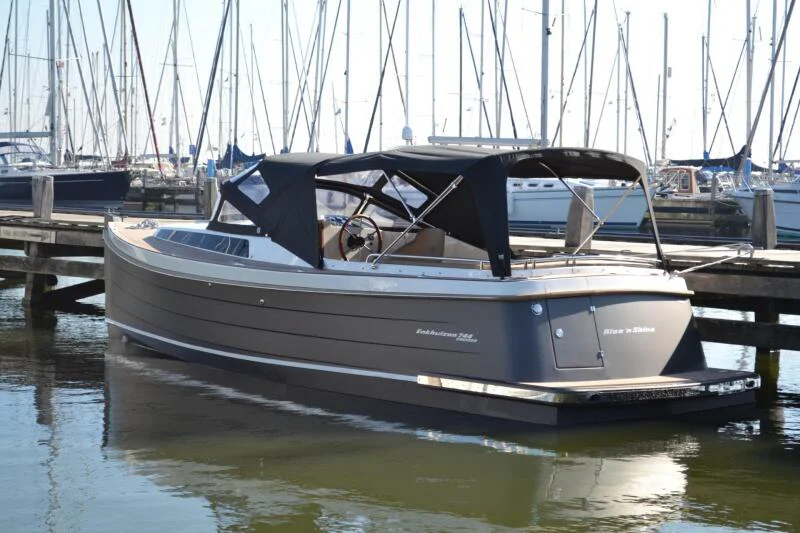 BoatPhoto.alt