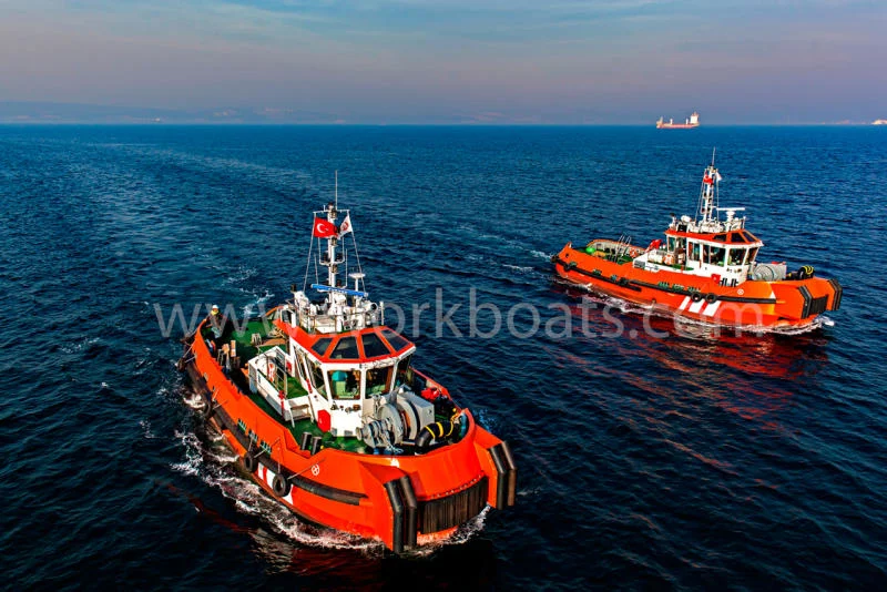 BoatPhoto.coverAlt