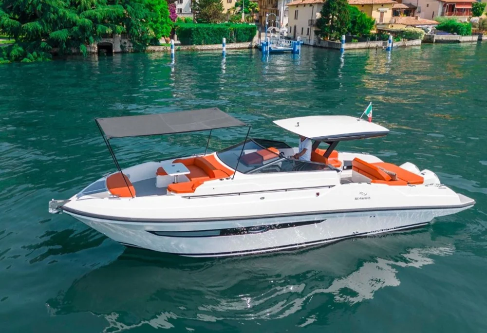 BoatPhoto.coverAlt