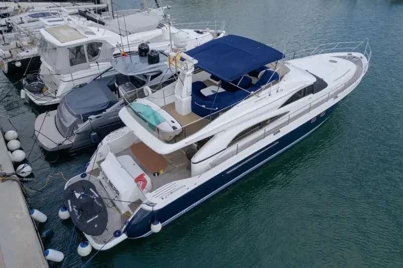 BoatPhoto.coverAlt