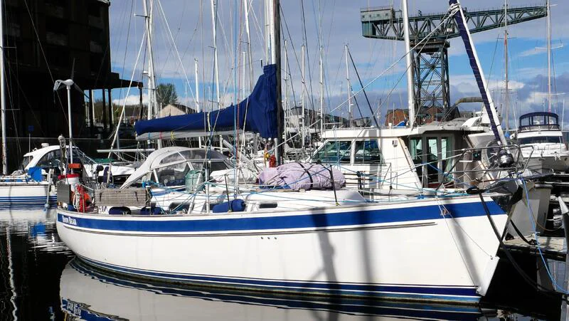 BoatPhoto.coverAlt