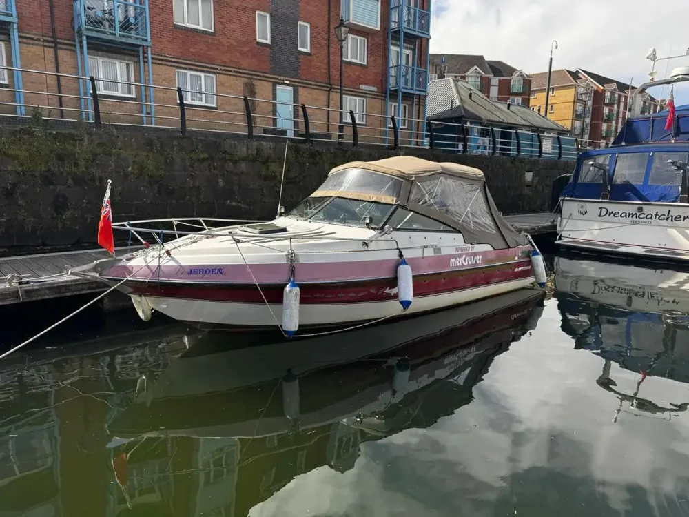BoatPhoto.coverAlt
