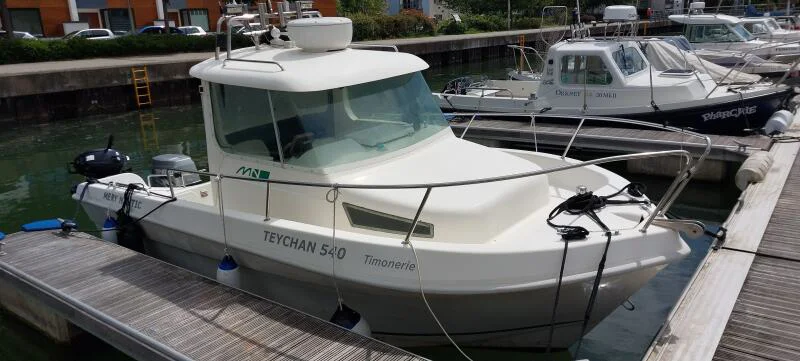 BoatPhoto.alt