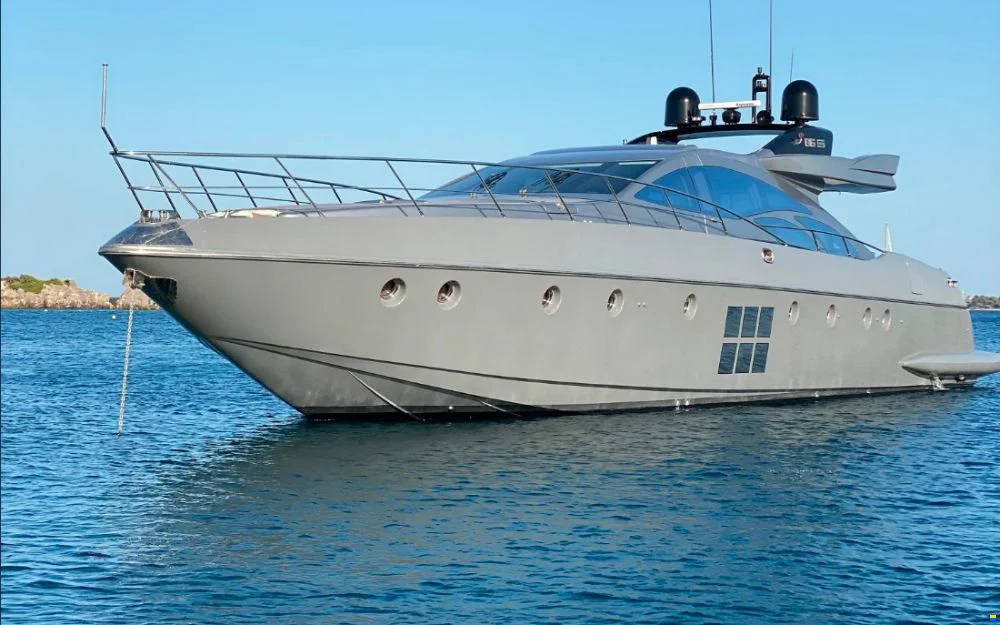 BoatPhoto.alt