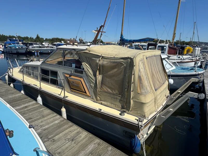 BoatPhoto.coverAlt