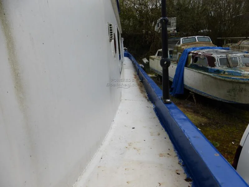 BoatPhoto.alt