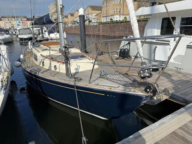 BoatPhoto.alt