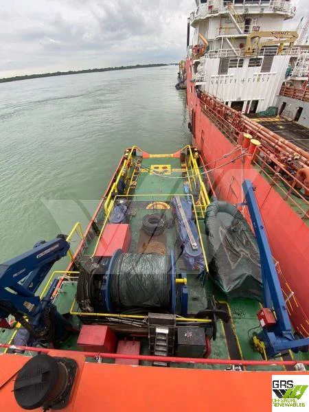 BoatPhoto.alt